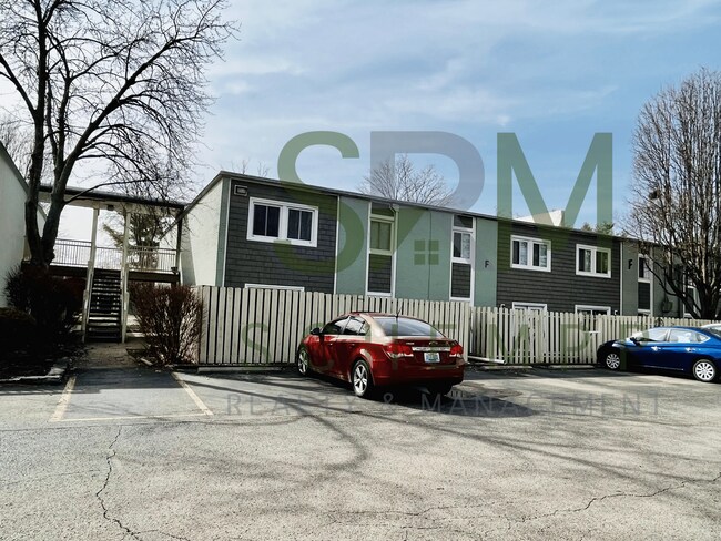 Foto del edificio - 1935 Gardiner Ln