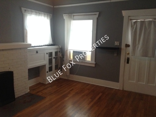 Foto del edificio - 235 N. Jacobus-