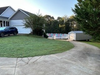 Foto del edificio - 231 Stoneway Ln