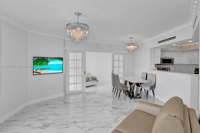 Foto del edificio - 16699 Collins Ave