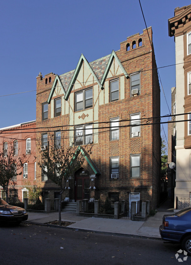 Building Photo - 168 Harrison Ave