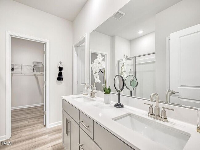 Foto del edificio - Build Equity While Leasing - Lease and Own...