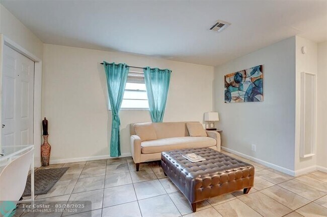 Foto del edificio - 1208 SW 2nd Ct