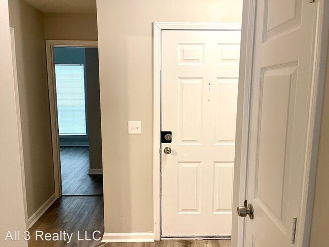 Building Photo - 3 br, 2 bath House - 525 Lakecourt Drive
