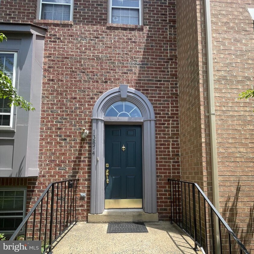 Foto del edificio - 13874 Coleman Ct