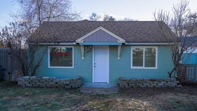 Building Photo - 3608 E Frederick Ave