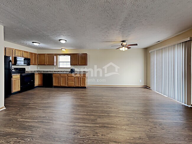Building Photo - 8255 Captain Drive