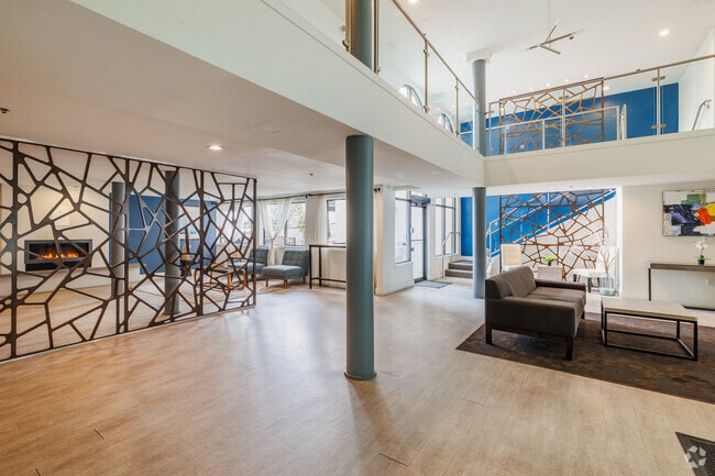 Lobby - Hudson