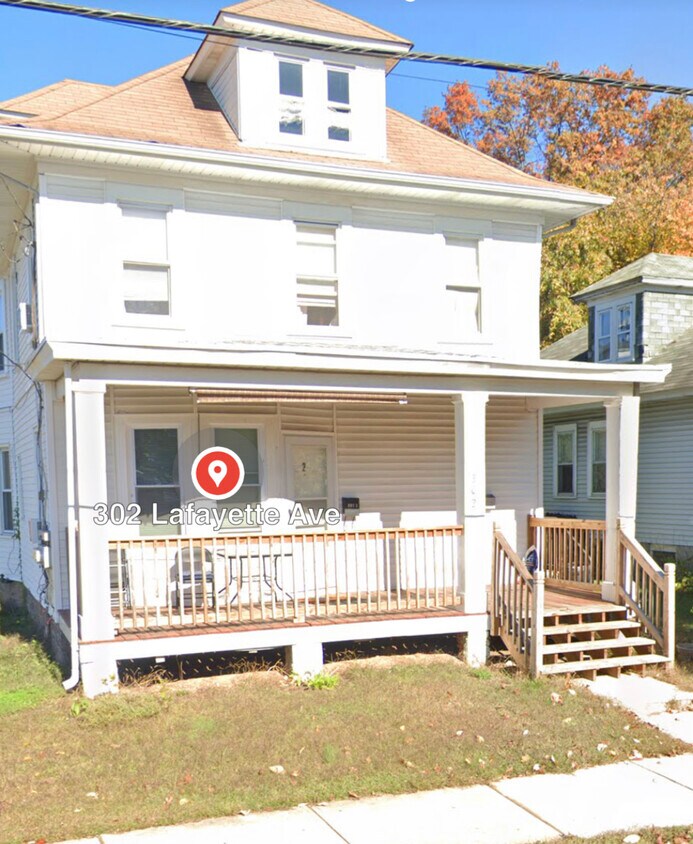 Foto principal - 302 Lafayette Ave