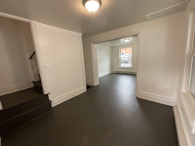 Foto del edificio - 118 S Harrison Ave
