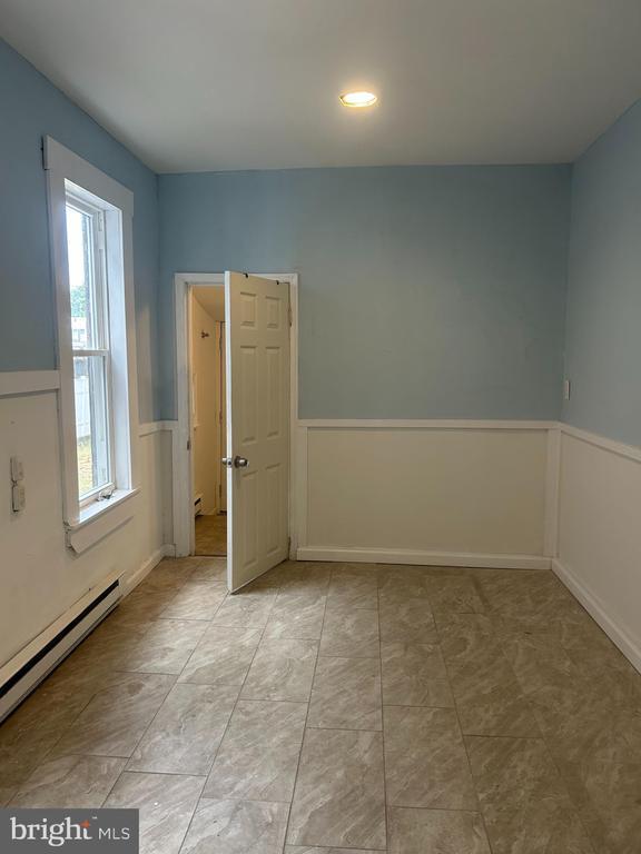 Primary Photo - 5524 N Fairhill St