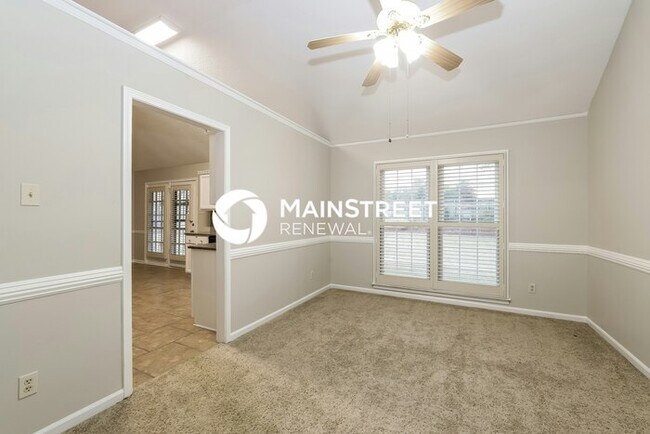 Foto del edificio - 3 Bedroom Pet-Friendly Home in MEMPHIS, TN with Main Street Renewal