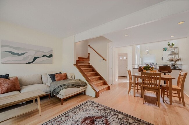 Building Photo - 3015 Edison Ct