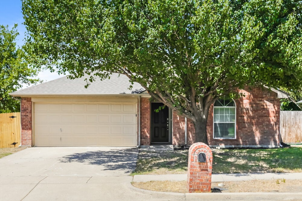 Foto principal - 1213 Crooked Creek Ct