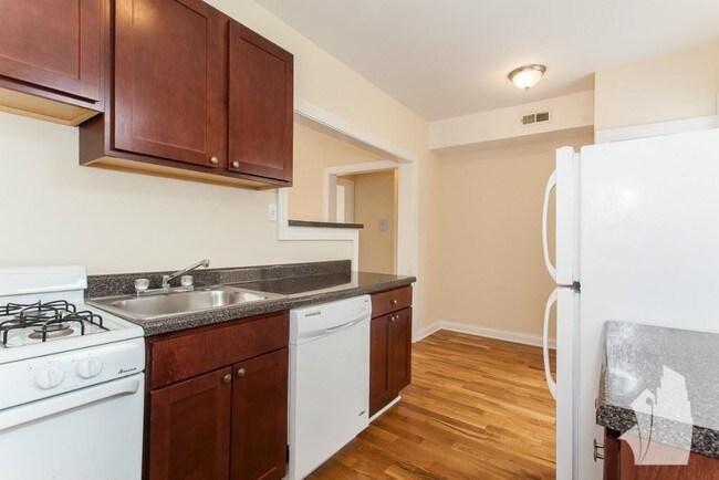 Foto del edificio - 1444 W Byron St