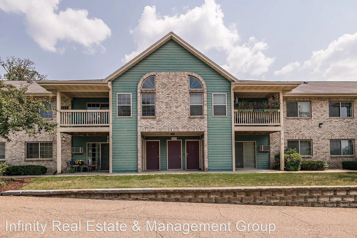 Primary Photo - 2 br, 1 bath House - 1915 Deerhaven Ln NE # 6