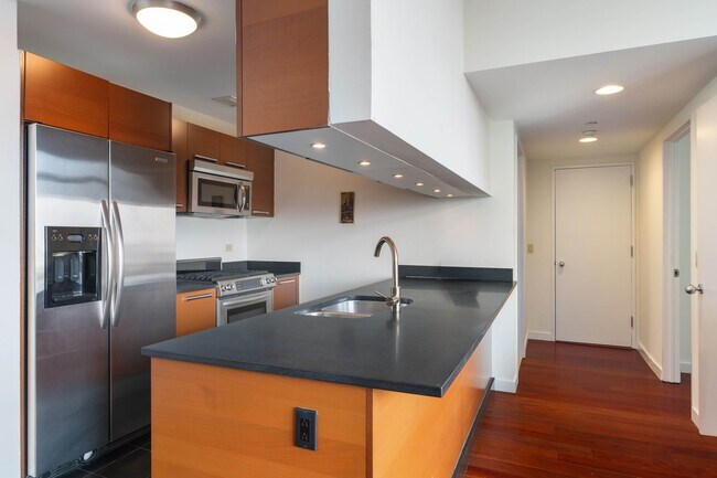Foto del edificio - 1485 5th Ave