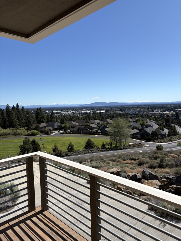 Foto del edificio - 2572 NW Awbrey Point Cir