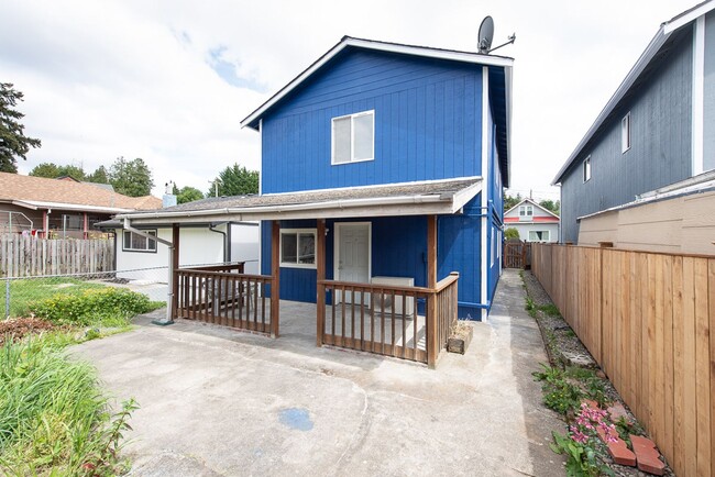 Foto del edificio - Beautifully Updated Seattle Home – 3 Bed, ...