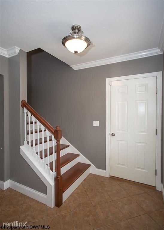 Building Photo - 3 br, 3 bath Townhome - 210 Tarbert Court