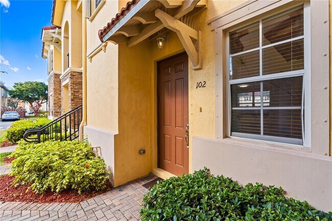 Foto del edificio - 1655 NE 33rd Rd