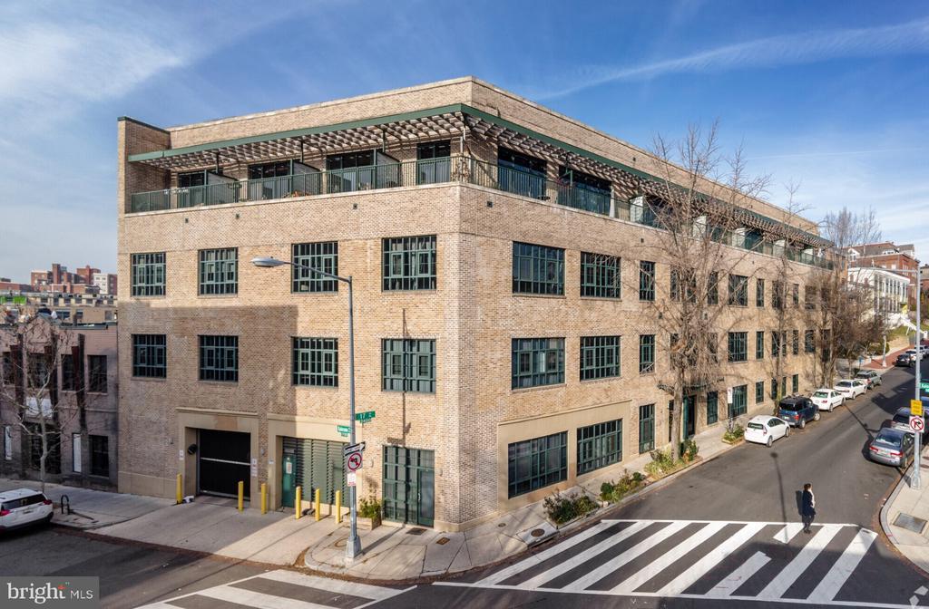 Primary Photo - 1701 Kalorama Rd NW