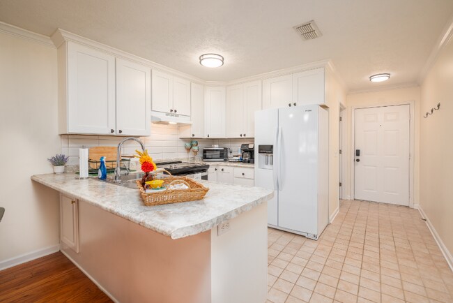 Foto del edificio - 1064 N Montgomery St