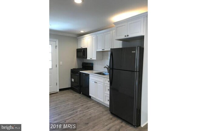 Photo - 1004 Dartmouth Rd House