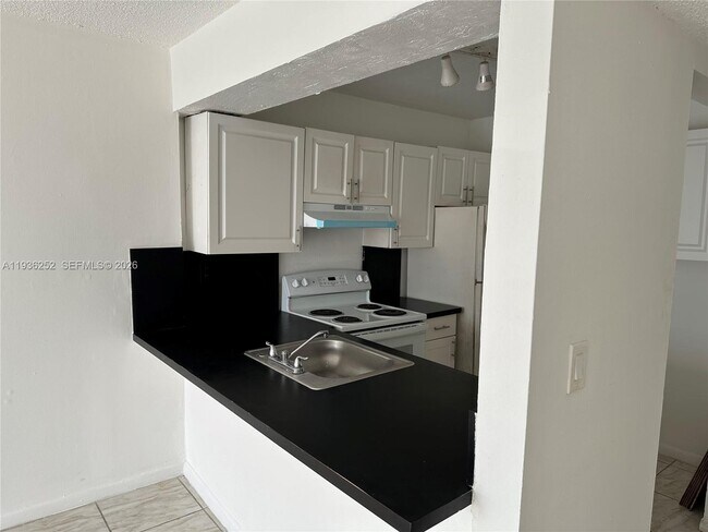 Foto del edificio - 16465 NE 22nd Ave