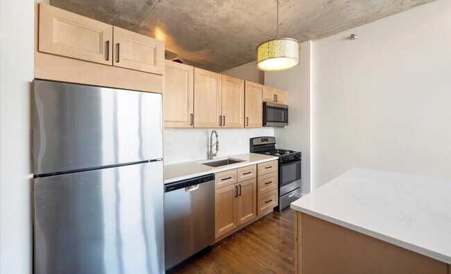 Building Photo - 1720 S Michigan Ave