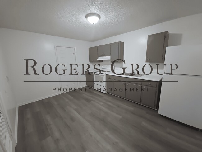 Foto del edificio - #450 - 105-107 Holly Ct Duplex