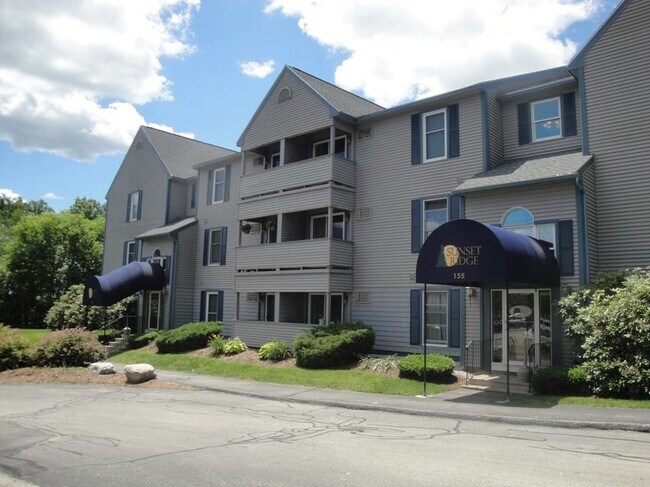 Foto del edificio - 147 Eastern Ave