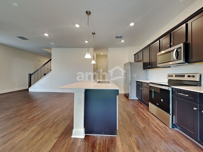 Foto del edificio - 27462 St Andrews Ave