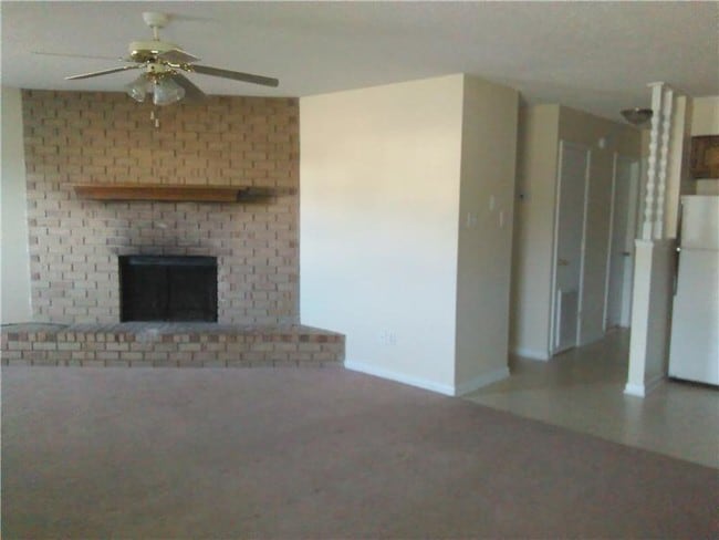Building Photo - 112 Westridge Dr