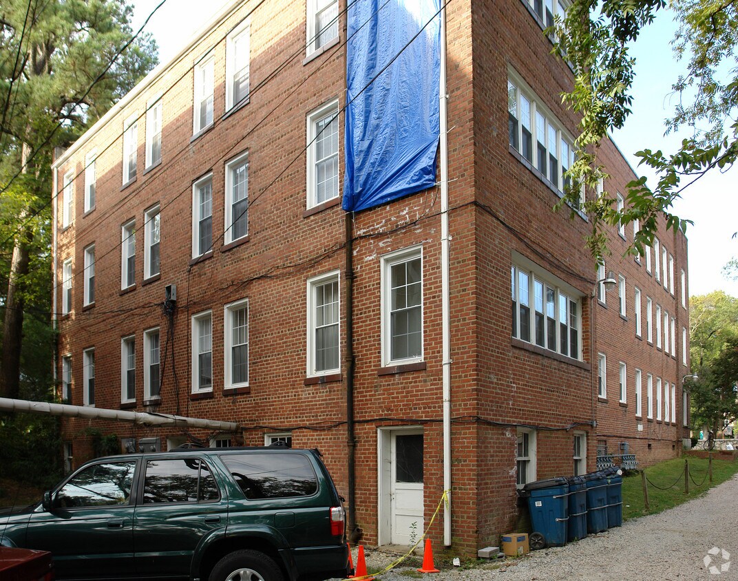Foto del edificio - 506 N Buchanan Blvd