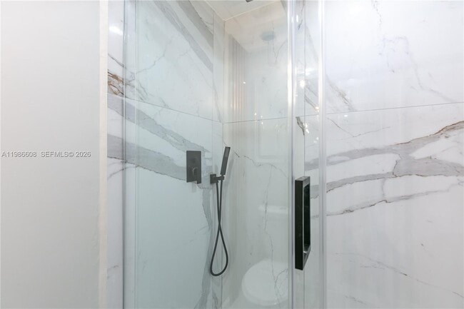 Building Photo - 1507 Harding St