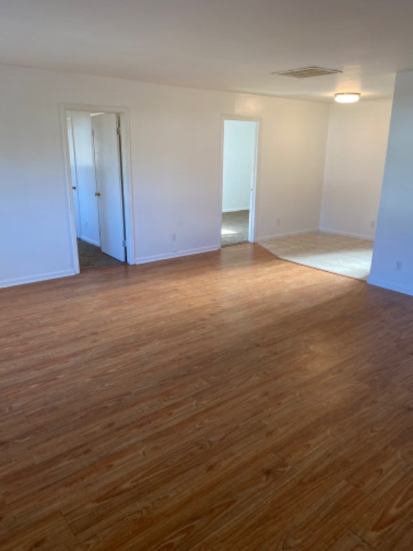 Foto del edificio - 15056 Riviera Shores Dr