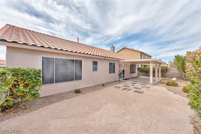 Foto del edificio - 8880 Wallaby Ln