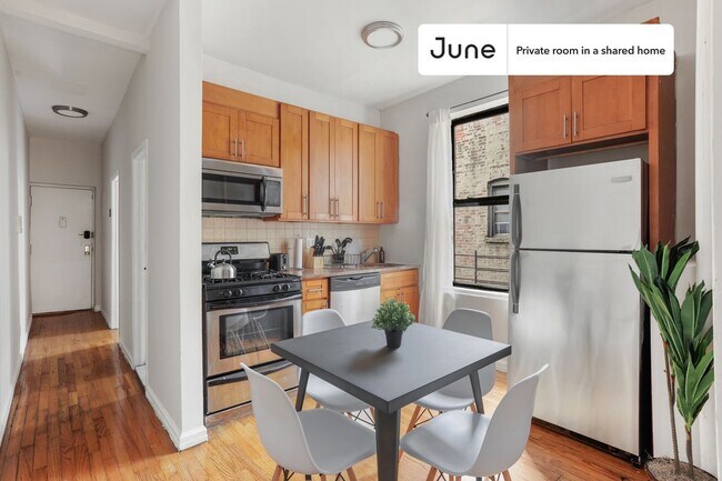 Building Photo - Room in Shared 3 bed/1 bath home