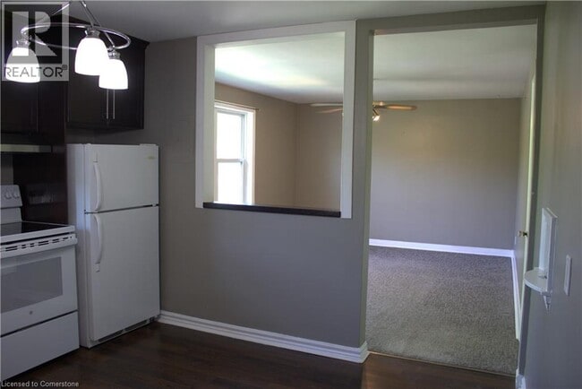 Building Photo - 107 Ballantyne Ave