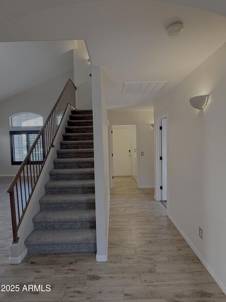 Foto del edificio - 2500 S Sunnyvale Ave