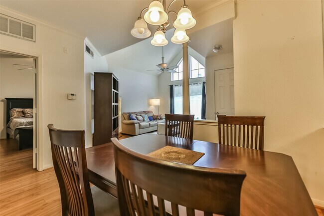 Foto del edificio - 1330 Old Spanish Trl