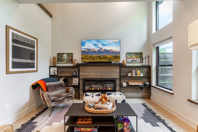 Building Photo - 629 Stone Peak Lp