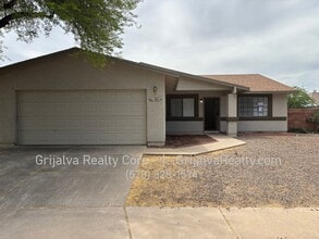 Building Photo - 1821 W Mountain Oak Ln
