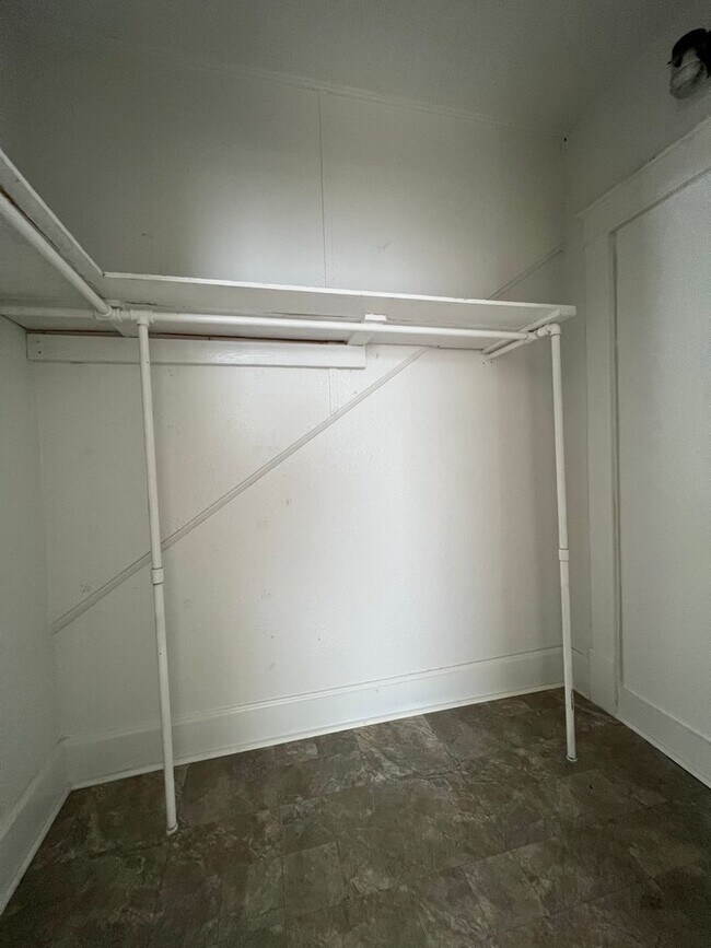 Foto del edificio - Available Now Remodeled 1 bedroom 1 bath