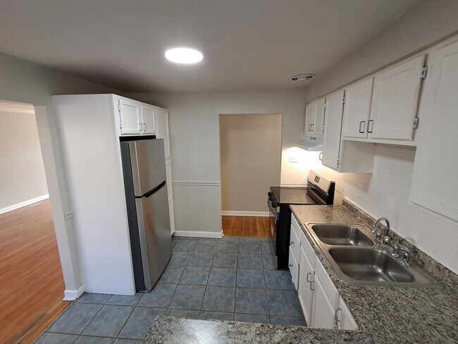 Foto del edificio - Roxton Rhythm and Blues