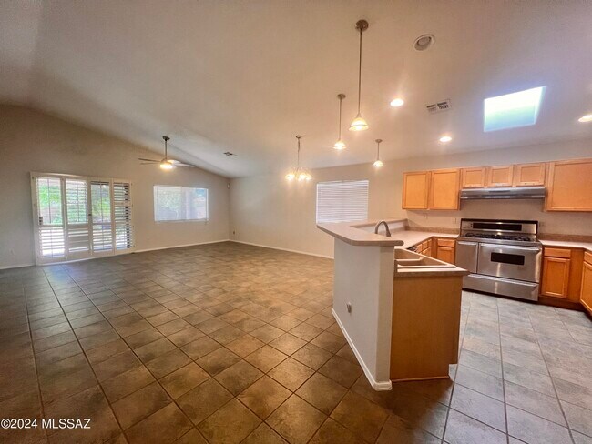 Foto del edificio - 2875 W Simplicity Dr