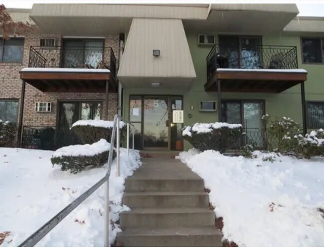 Photo - 5 Strawberry Bank Rd Apartment