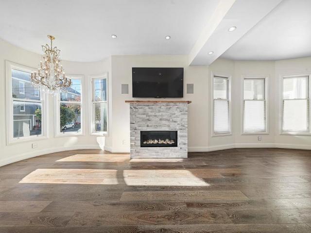 Building Photo - 3 bedroom in San Francisco CA 94117