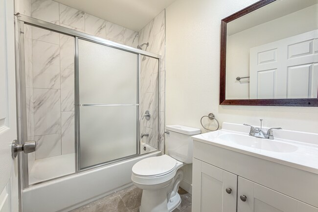 Foto del edificio - 732 E 52nd St